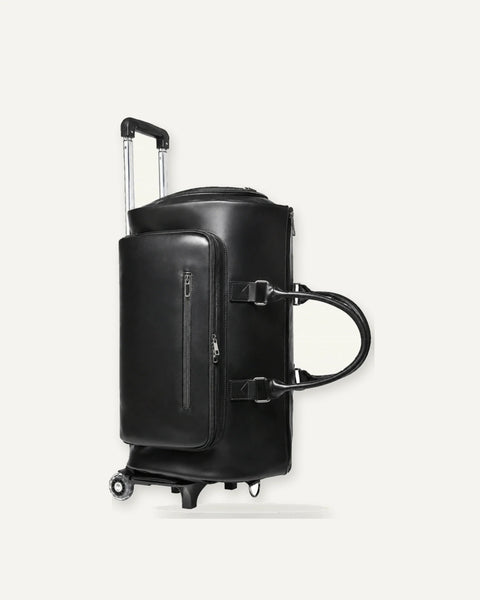 Schwarze CARRYON X GlideX Reisetasche mit Teleskopgriff und Rollen als Freisteller