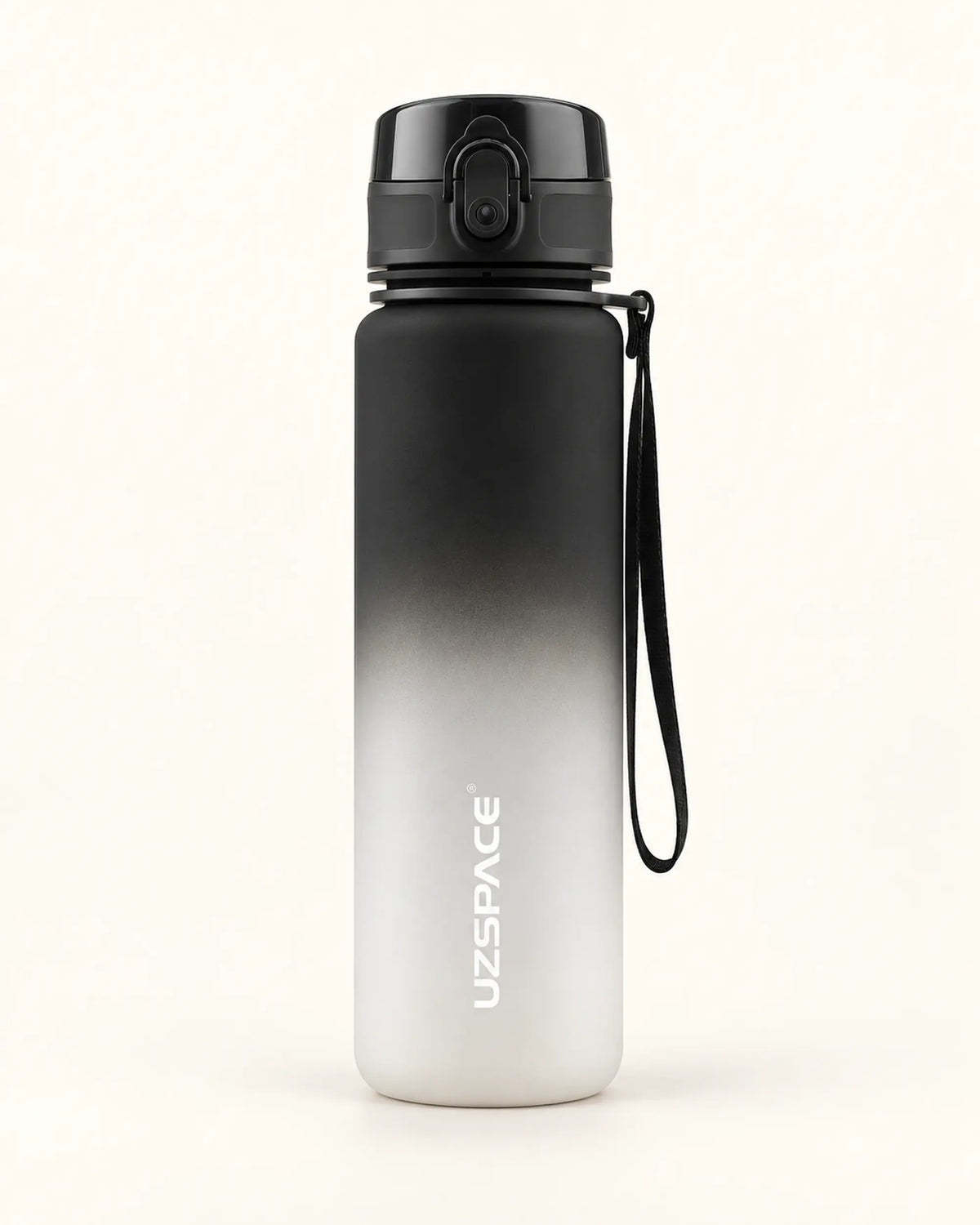 CARRYON X HydraGo Trinkflasche in Schwarz-Weiß als Freisteller