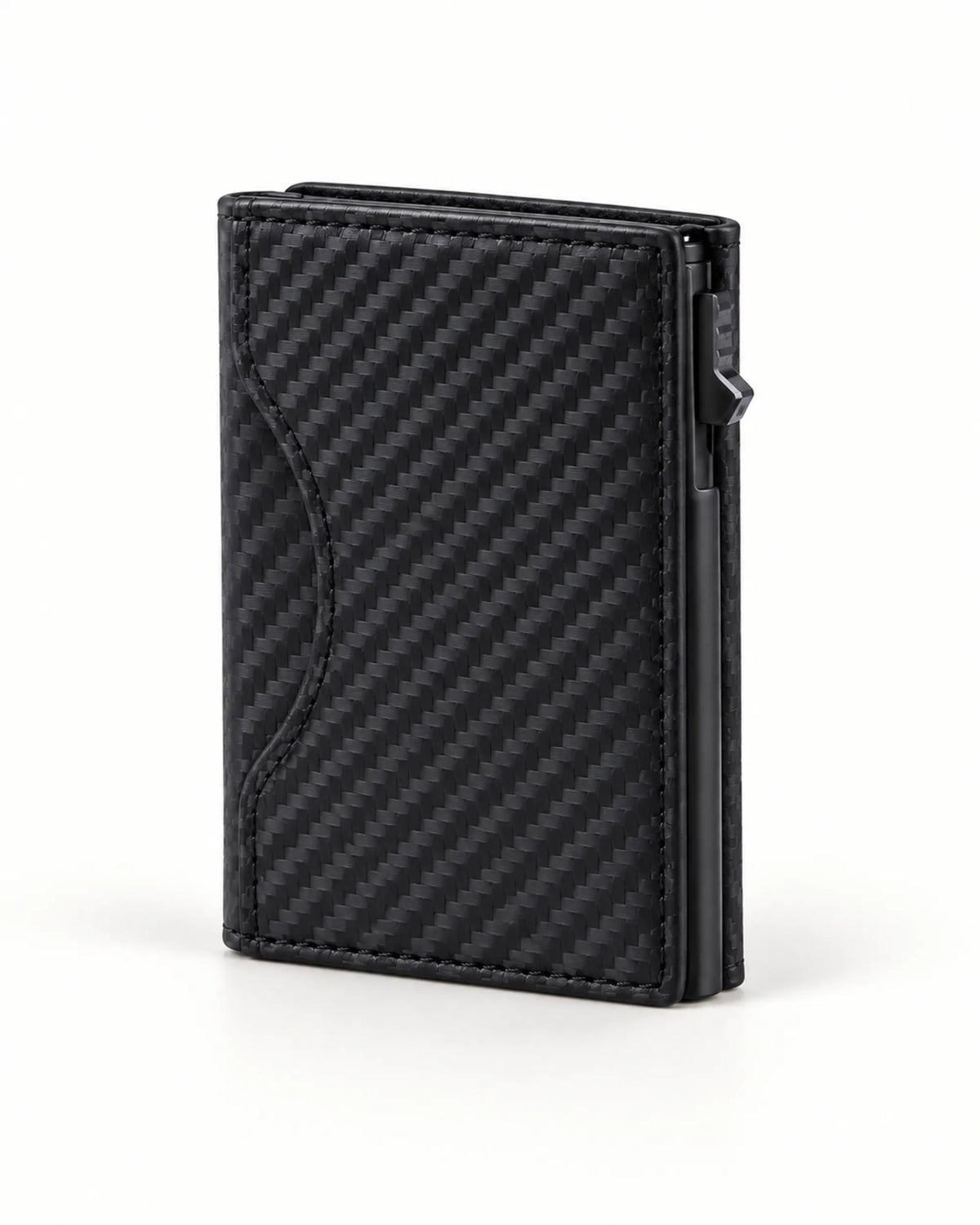 CARRYON X MagCardShield in Carbon Fiber Schwarz auf warmweißem Hintergrund.