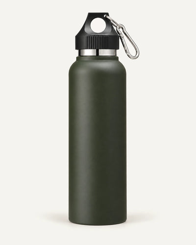 CARRYON X ThermoGuard in Dunkelgrün freigestellt vor warmweißem Hintergrund